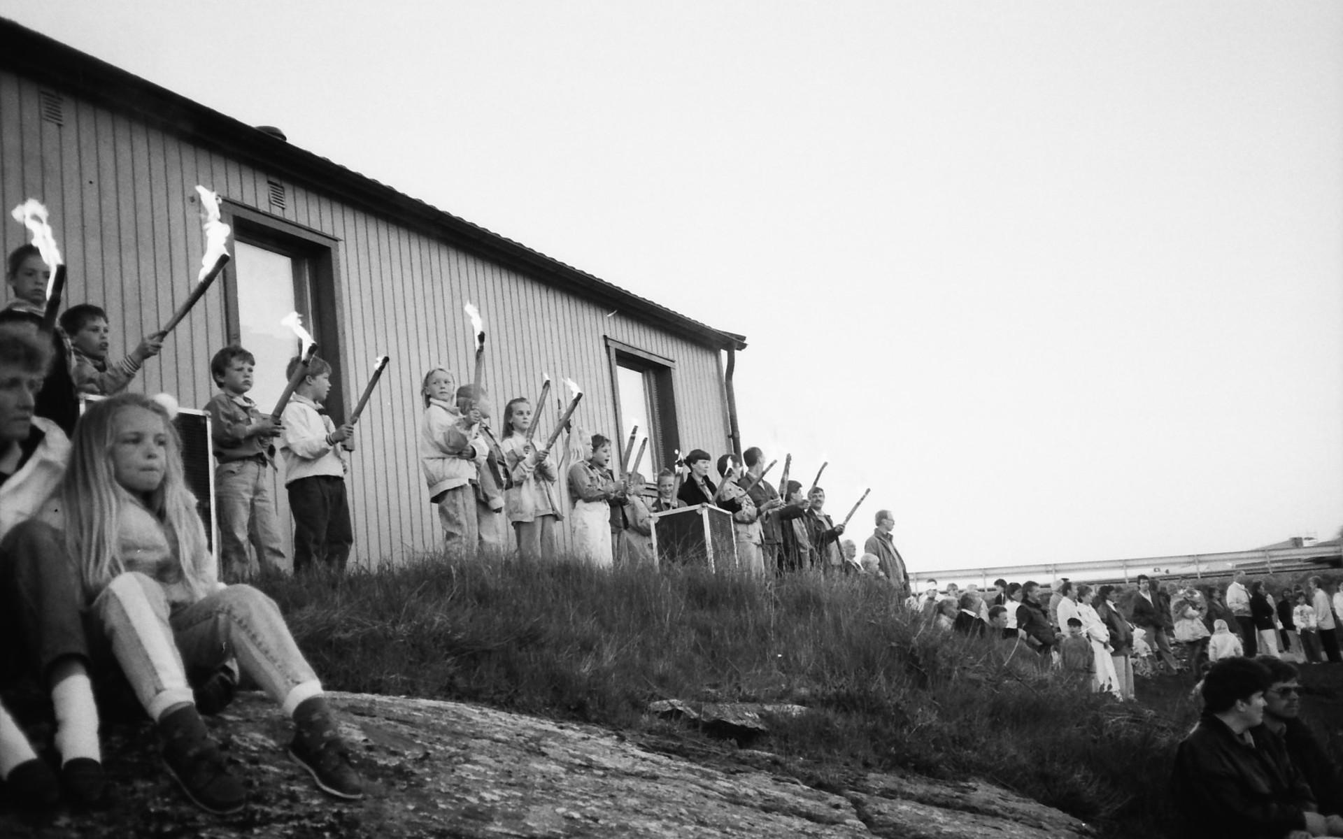 Valborgsfirande i Stenungsund, årtal okänt.