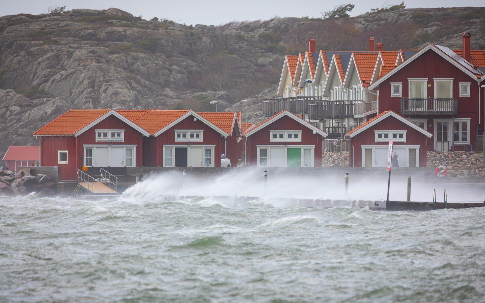 Hårda vindar i Skärhamn.