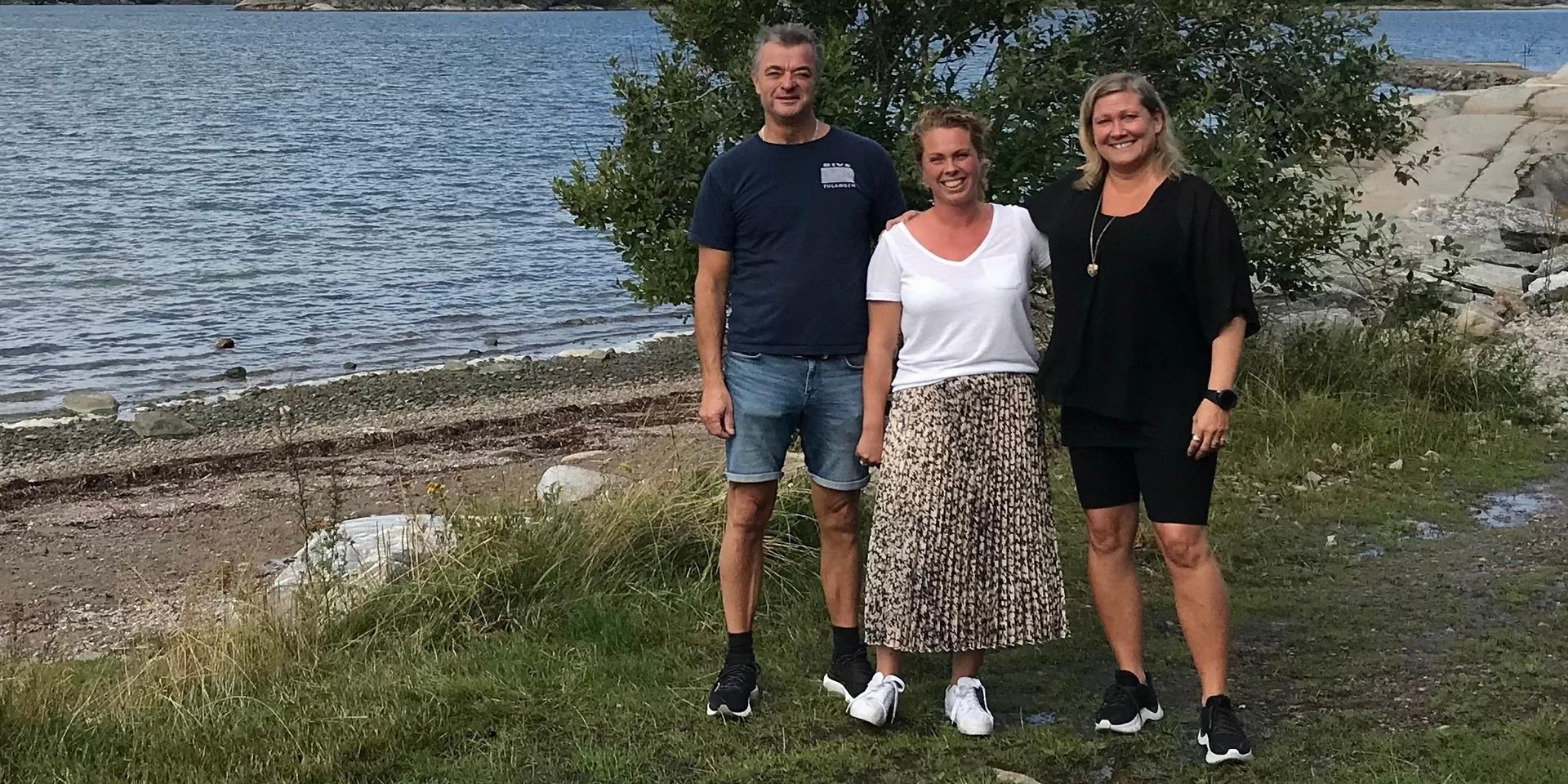 Stefan Persson hade först en tanke om ett lopp runt Stenungsön med allehanda flytetyg, som tunnor och badkar, och där roligaste paddelfarkost sedan skulle utses. Men i samråd med bland andra Caroline Granlund och Maria Björklund i arbetsgruppen kom de sedan gemensamt fram till att det skulle ta alldeles för lång tid innan alla kommit i mål och en vinnare skulle kunna koras.